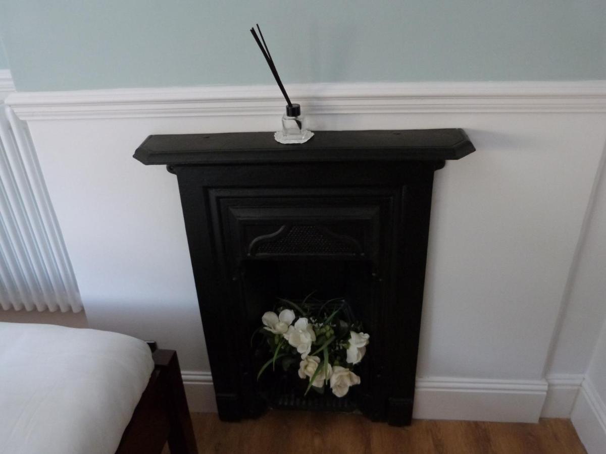 Twin Oaks Guest House Cadnam Bagian luar foto