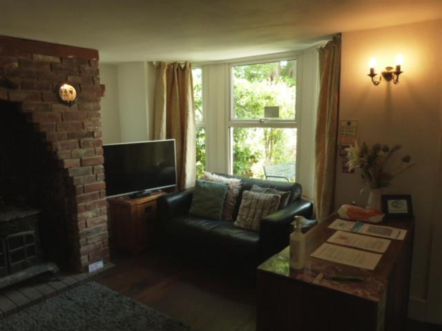 Twin Oaks Guest House Cadnam Bagian luar foto