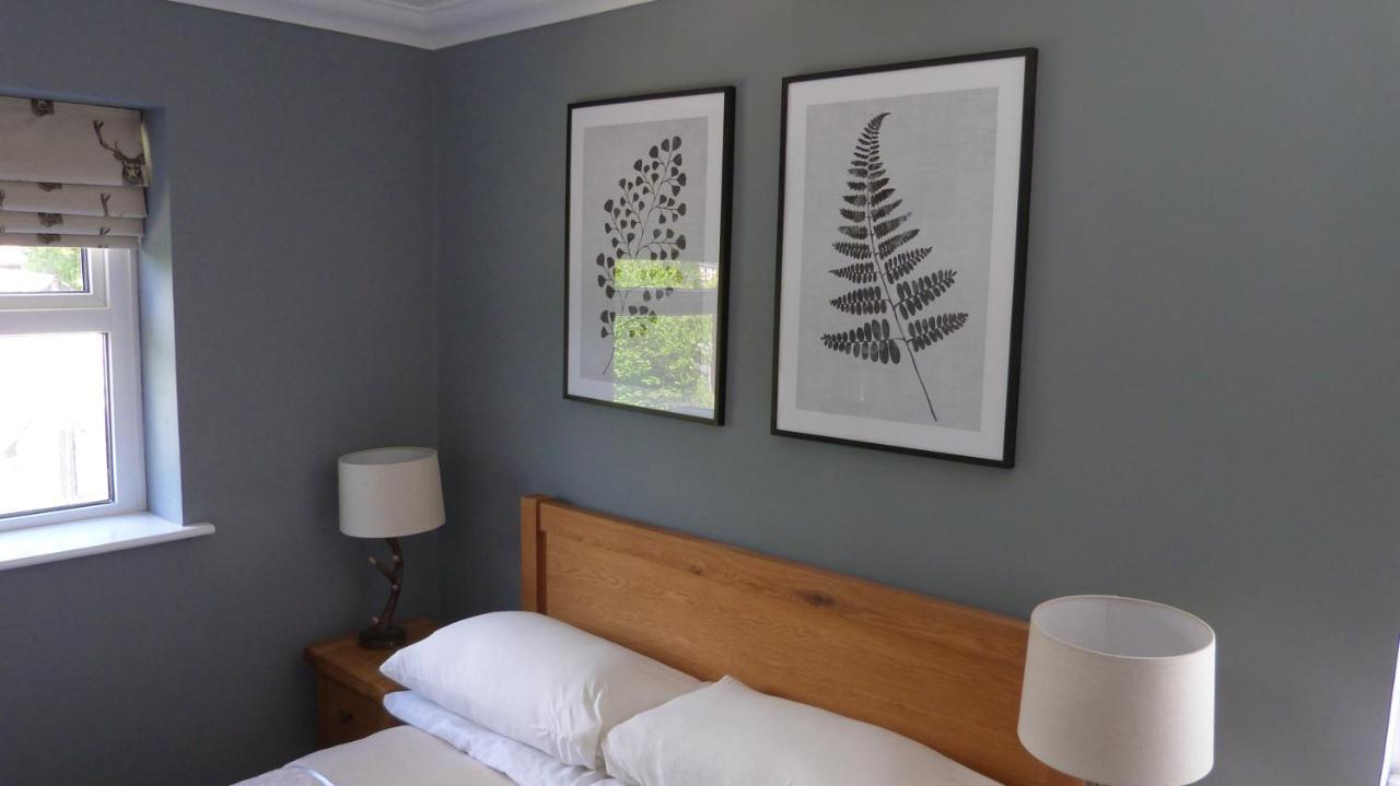 Twin Oaks Guest House Cadnam Bagian luar foto