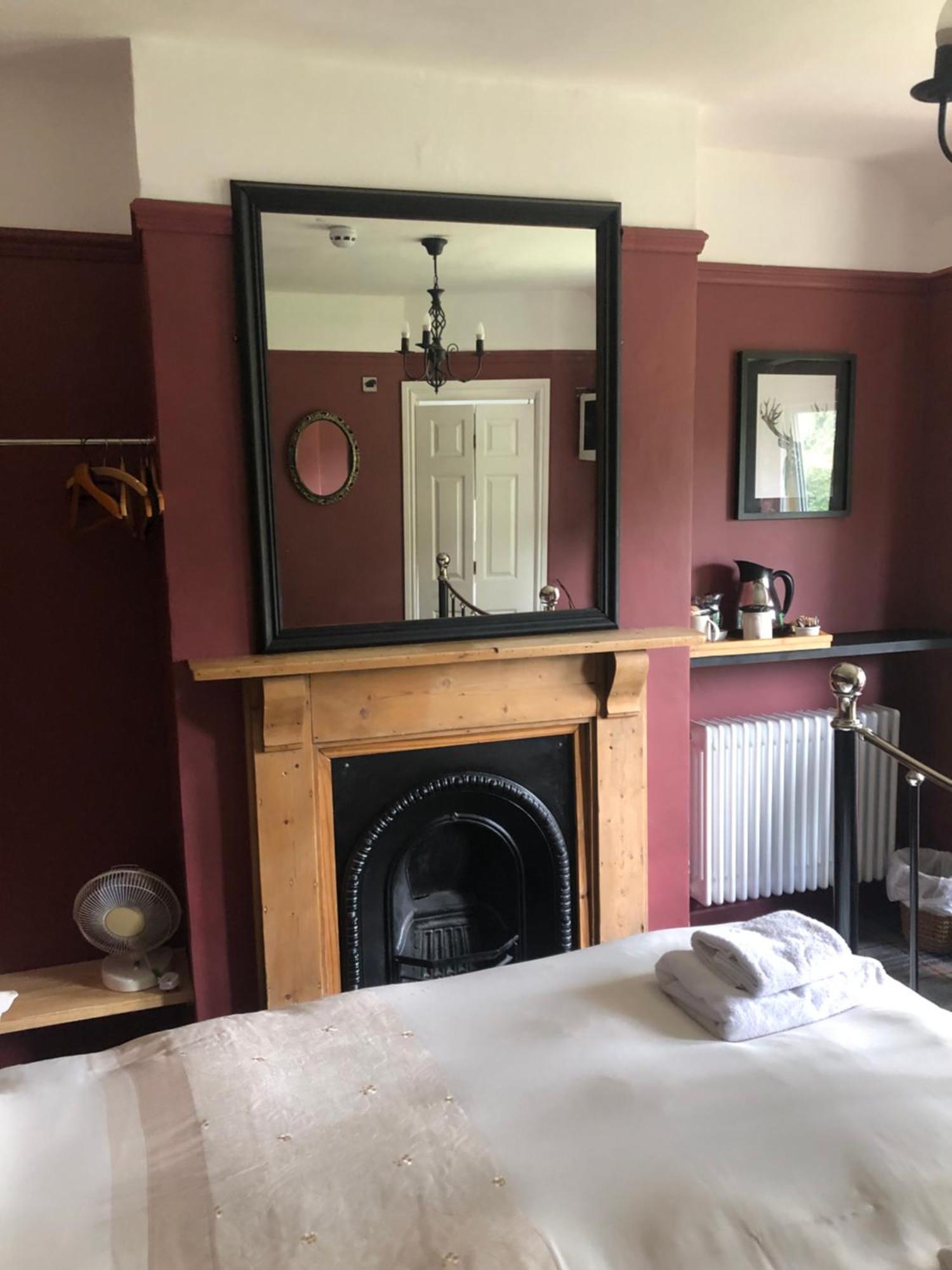 Twin Oaks Guest House Cadnam Bagian luar foto